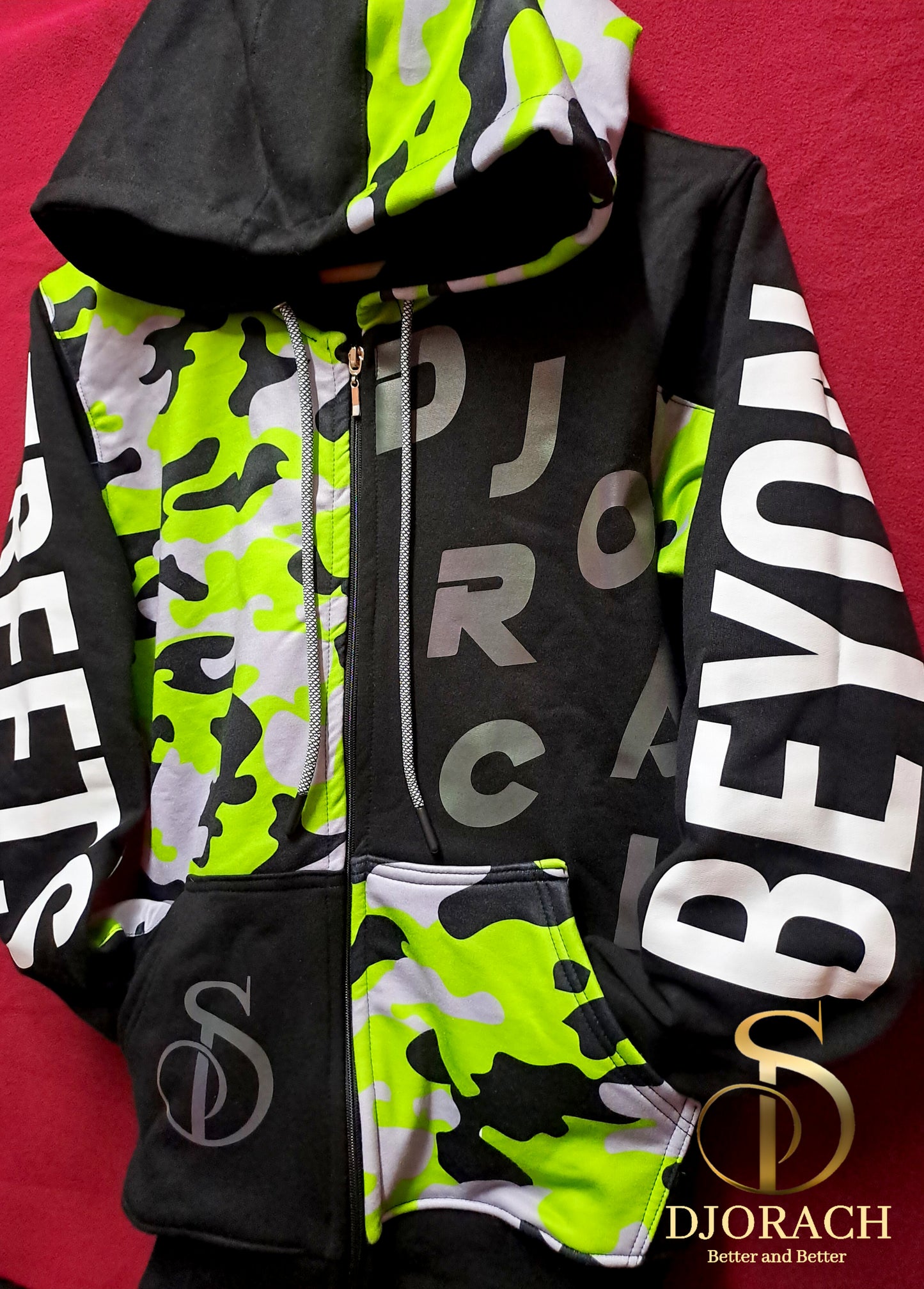 Casaca camuflada verde unisex, con efecto luminoso